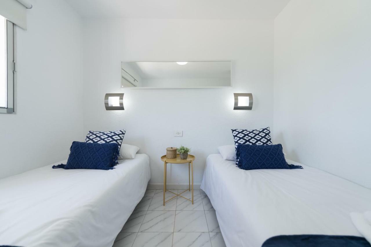 First Line San Agustin Apartment Екстериор снимка